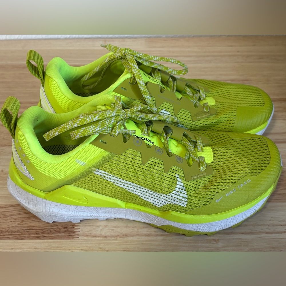 Nike Wildhorse Neon Green Trail Shoes - Picture 7 of 13